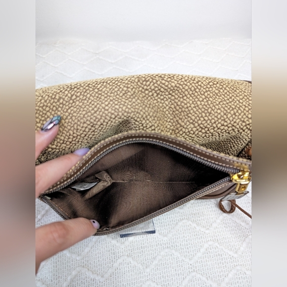 EUC Borbonese Shoulder Bag - Picture 8 of 9